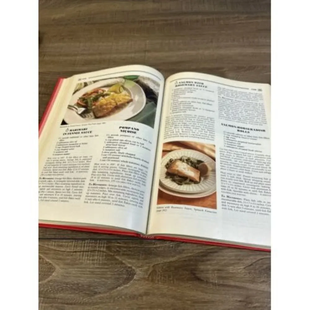 Vtg 1991 Betty Crocker 40th Anniversary Edition Cookbook‎ Hardcover